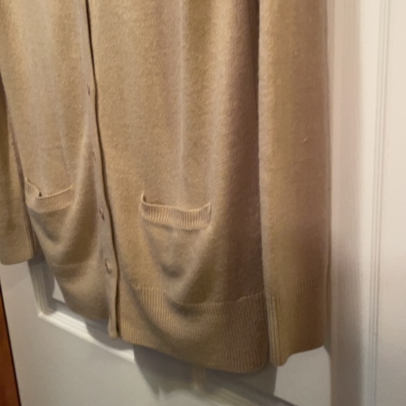 XXI cardigan button sweater , size med - Picture 5 of 7